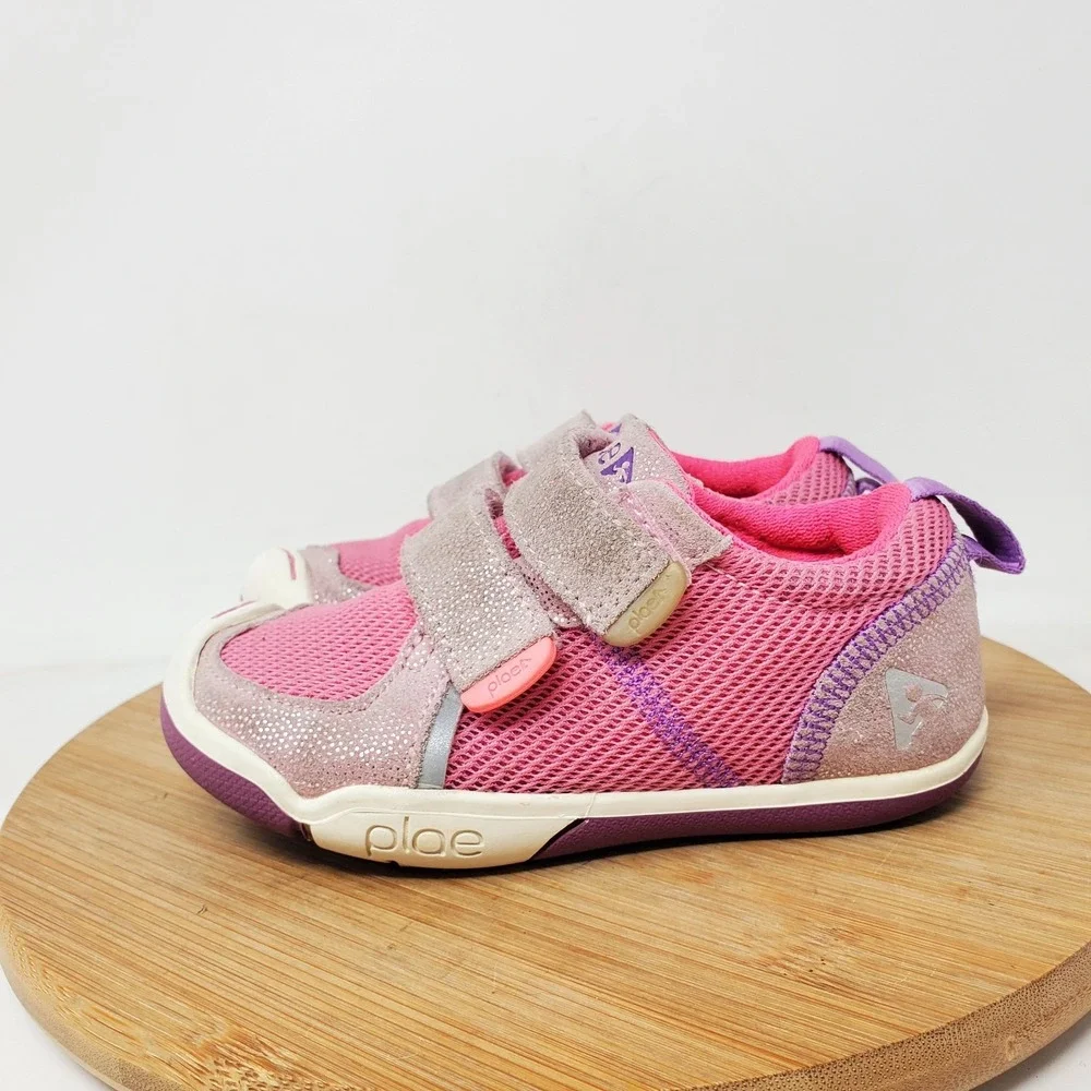 Plae TY Shoes Kids 8.5 Pink Grey Little Boys Girls Straps Play Sneaker